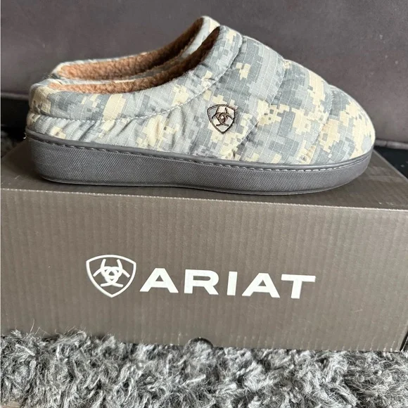 Ariat Men's Camo Slippers - Picture 2 of 5